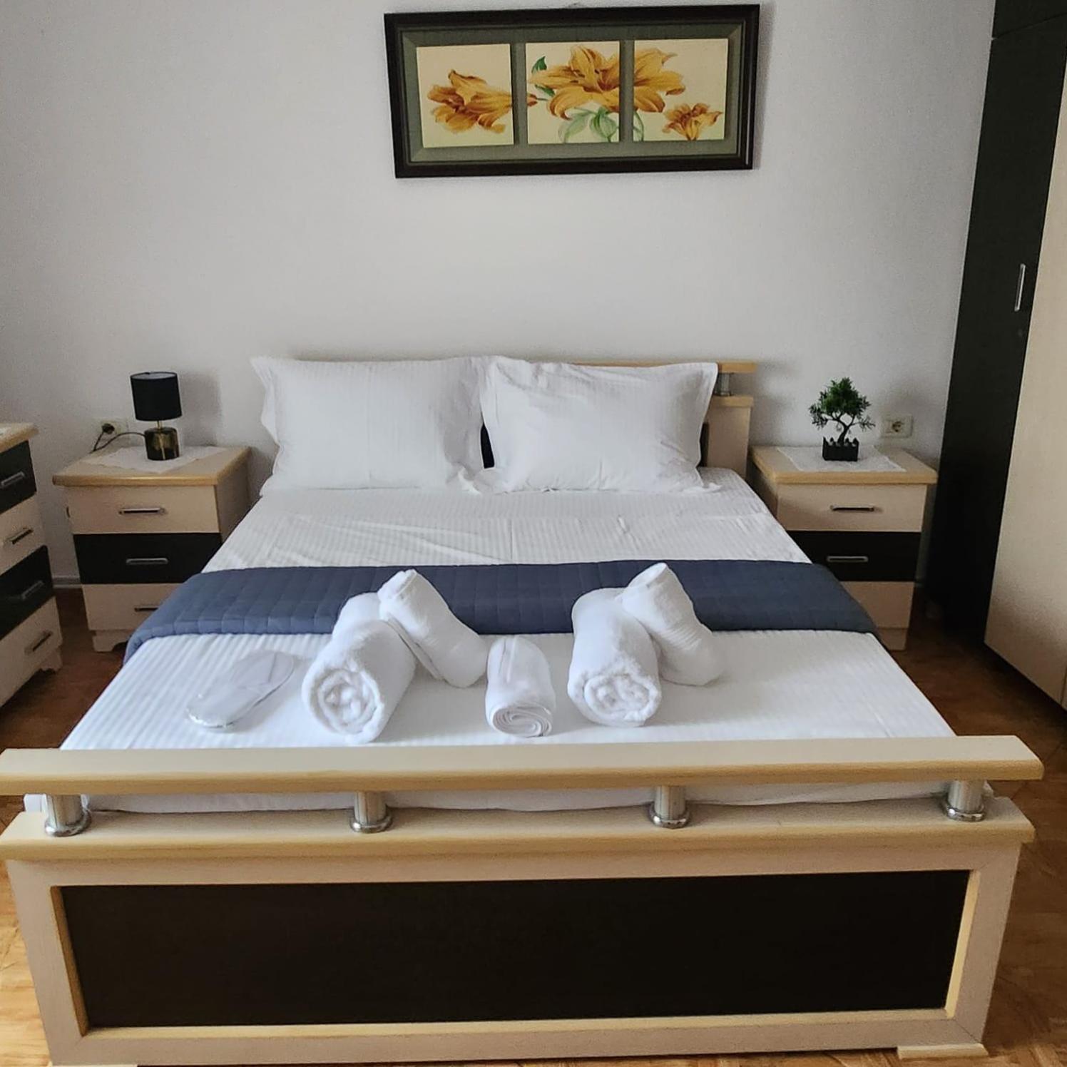 בראט Apartment Xheison מראה חיצוני תמונה