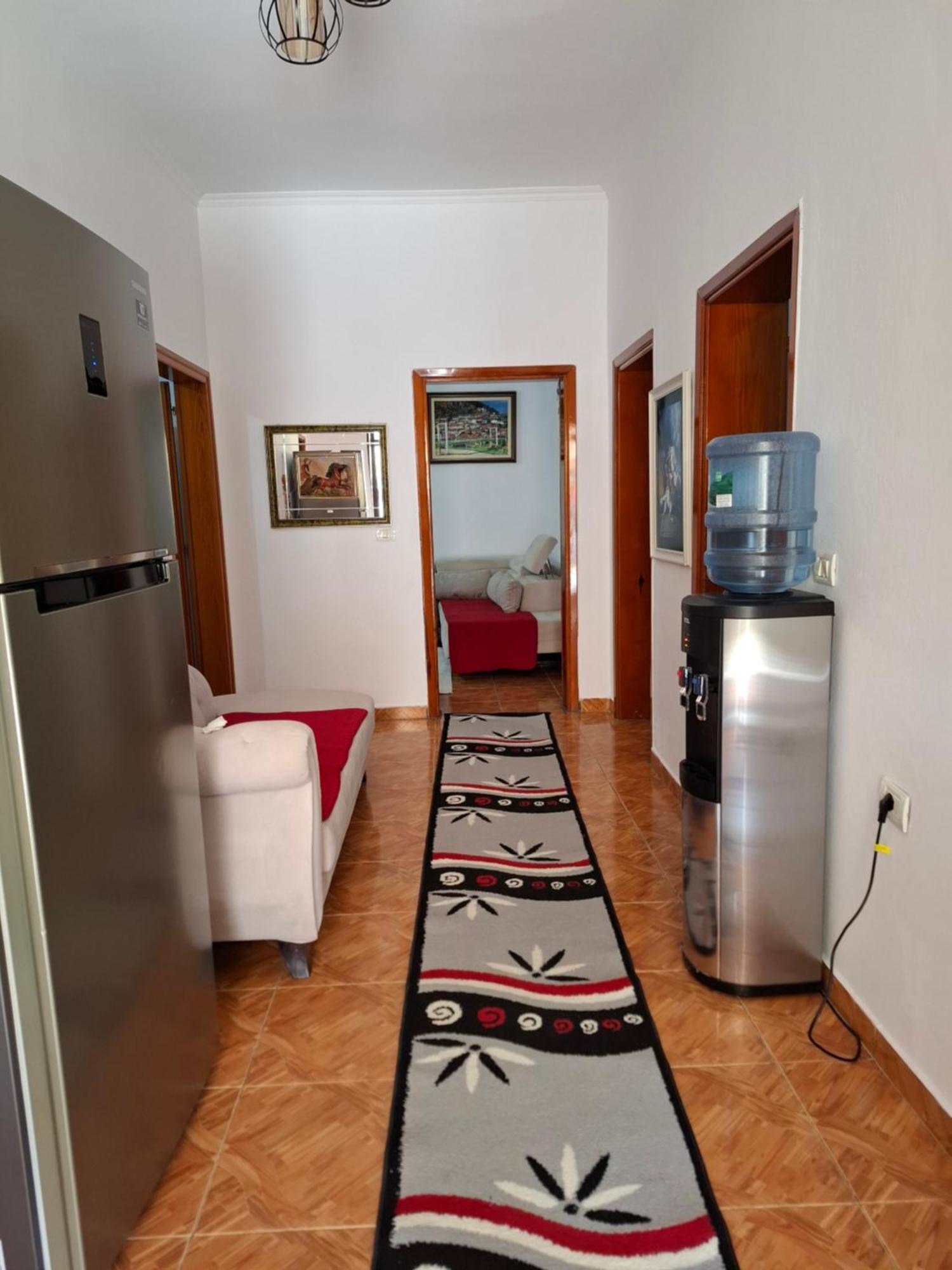 בראט Apartment Xheison מראה חיצוני תמונה
